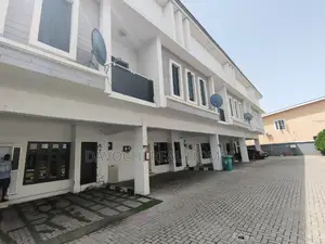 3bdrm Duplex in Orchid Road, Lekki for rent