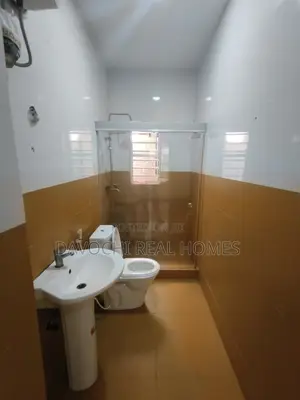 3bdrm Duplex in Orchid Road, Lekki for rent