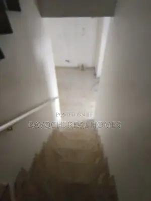 3bdrm Duplex in Orchid Road, Lekki for rent