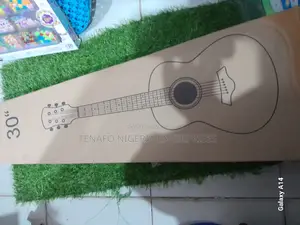 30" Guitar