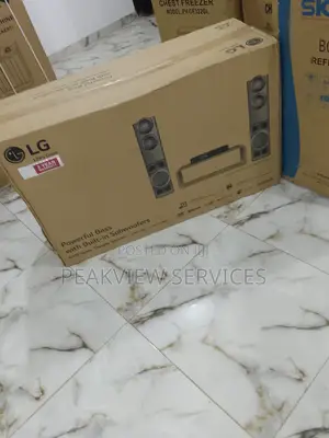 100% Durable LG Powerfull Bass Home Theater Lhd687bg 1250W
