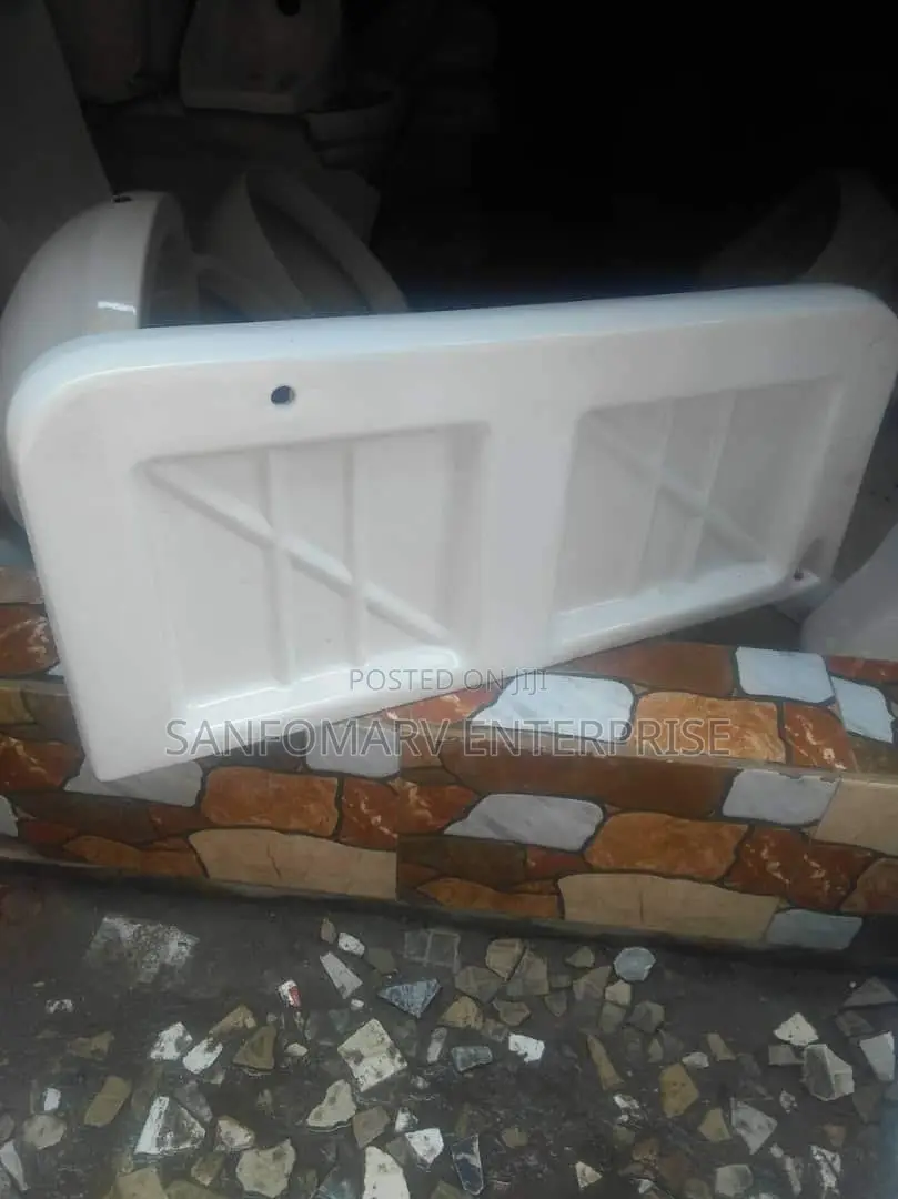 Urinal Divider