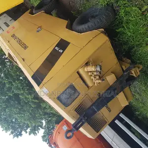 Industrial Mobile Air Compressor 6cylinder 750cfm 15bar