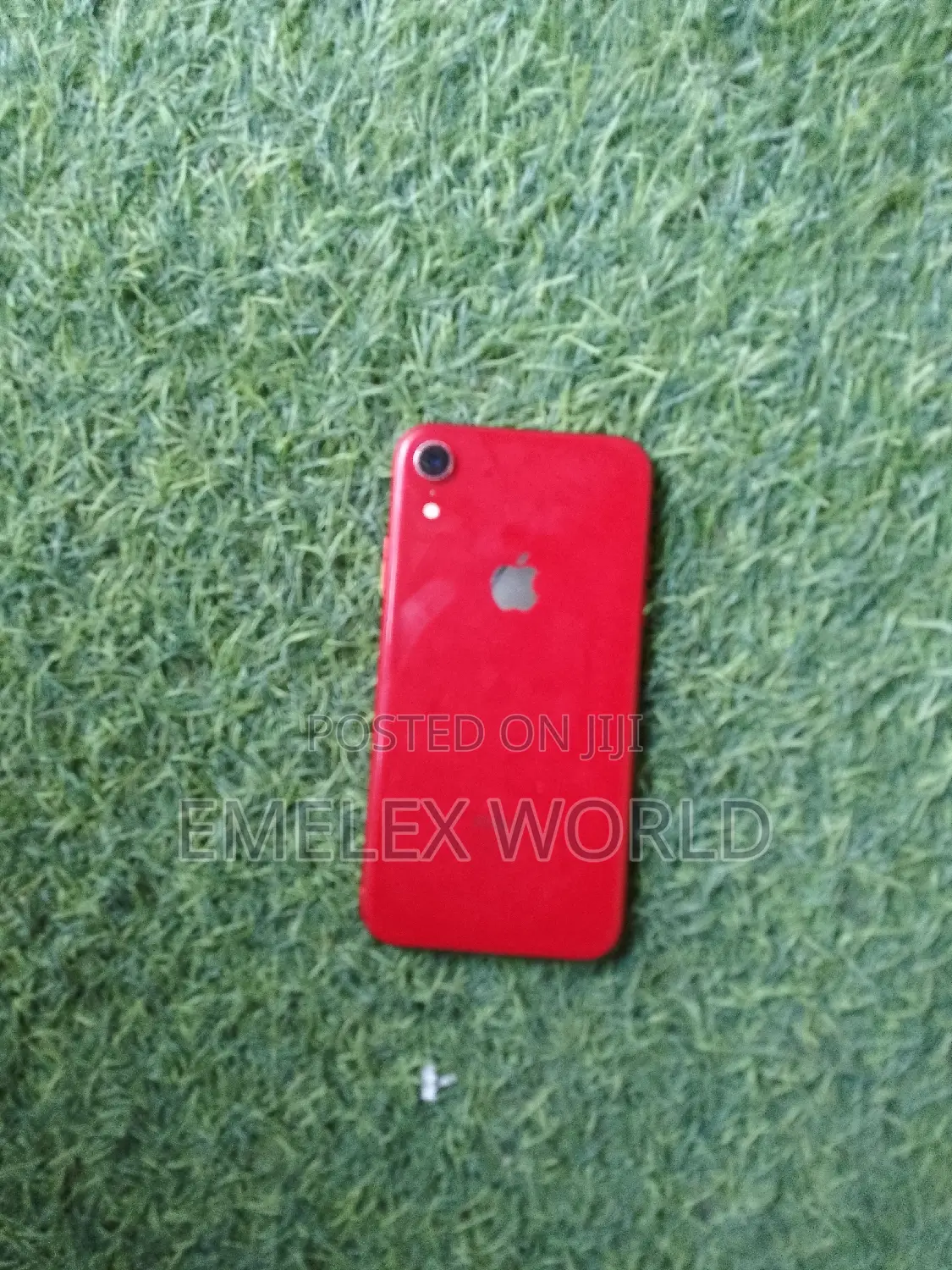 Apple iPhone XR 64 GB Red