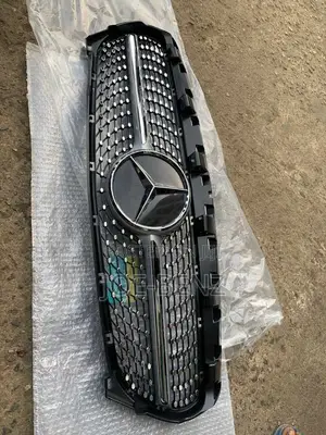 Cla250 2016 Front Bumper Grill