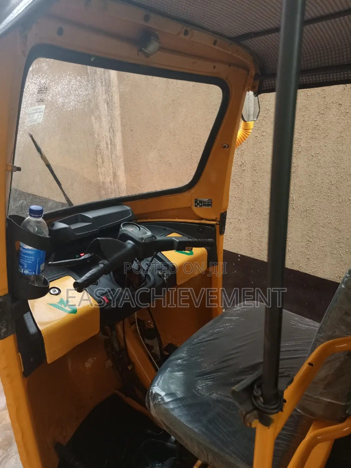 TVS Apache 180 RTR 2022 Gold