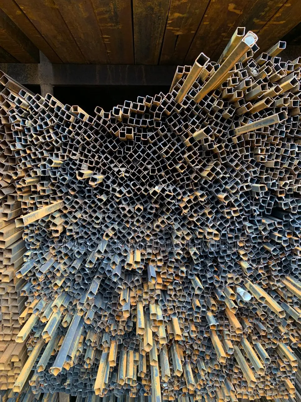 18mmx18mm(3⁄4 X 3⁄4) Square Pipe