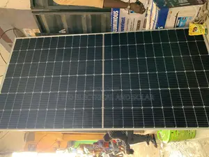 Jinko Solar Panel 665watts 144cells High-Voltage Panel