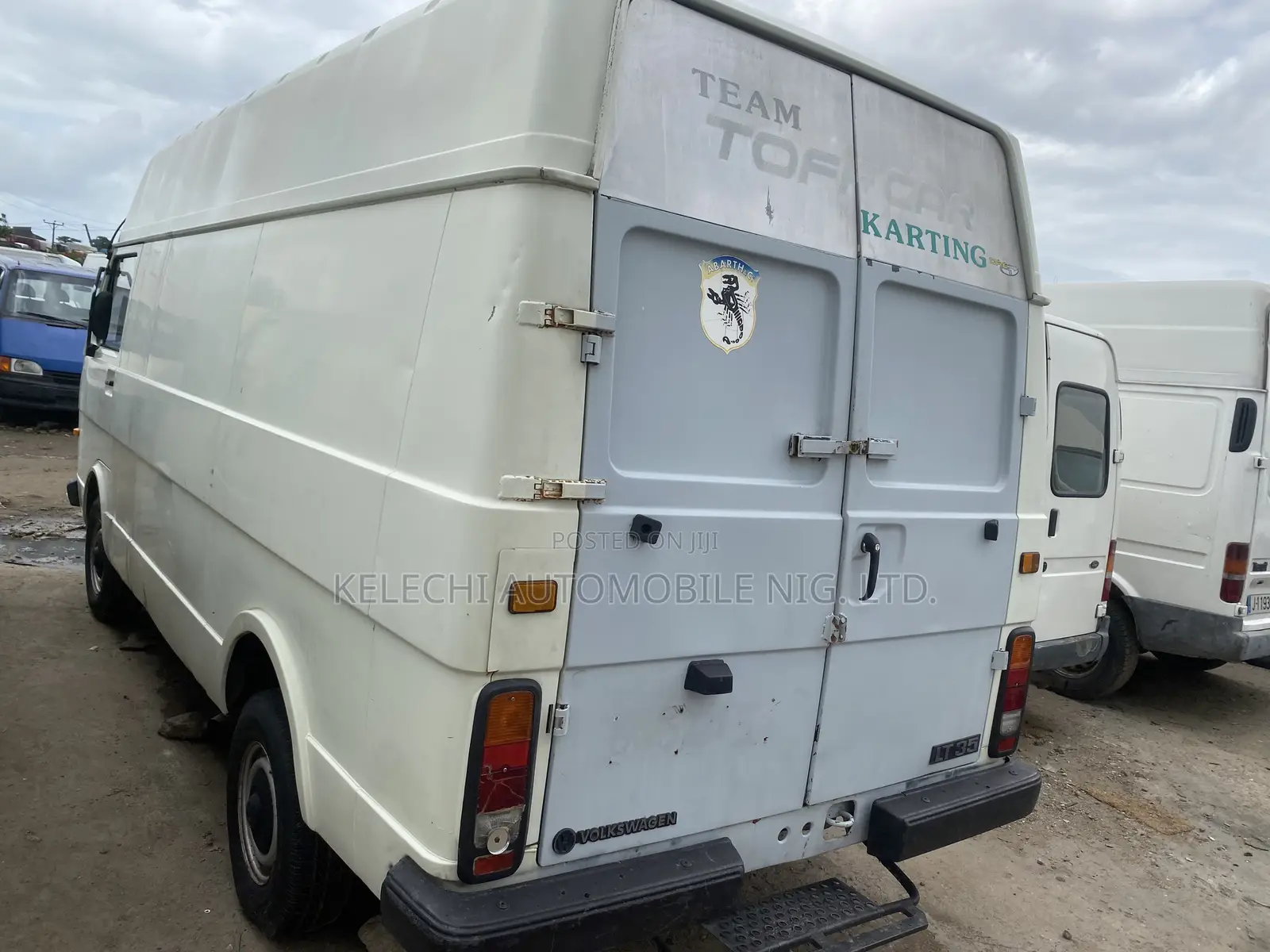 Volkswagen LT 2000 White