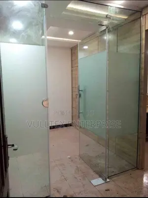 Hall Way Entrance Glass Door