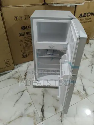 Efficient Skyrun BCD-85hc 90 L Refrigerator.