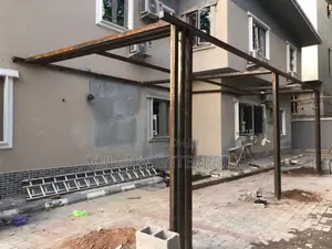 Outdoor Pergola/Carport