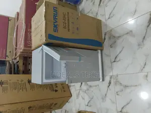 90litres LED Light Skyrun Refrigerator