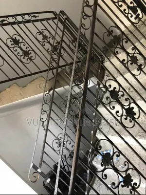 Rot Iron Staircase Rai ,