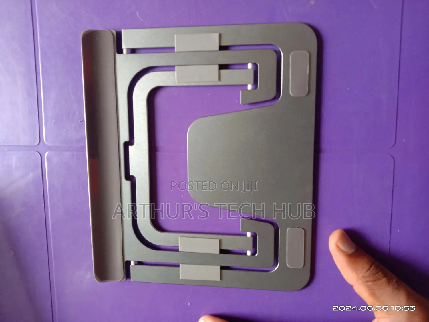 Boneruy P63 Foldable Aluminium Tablet Stand