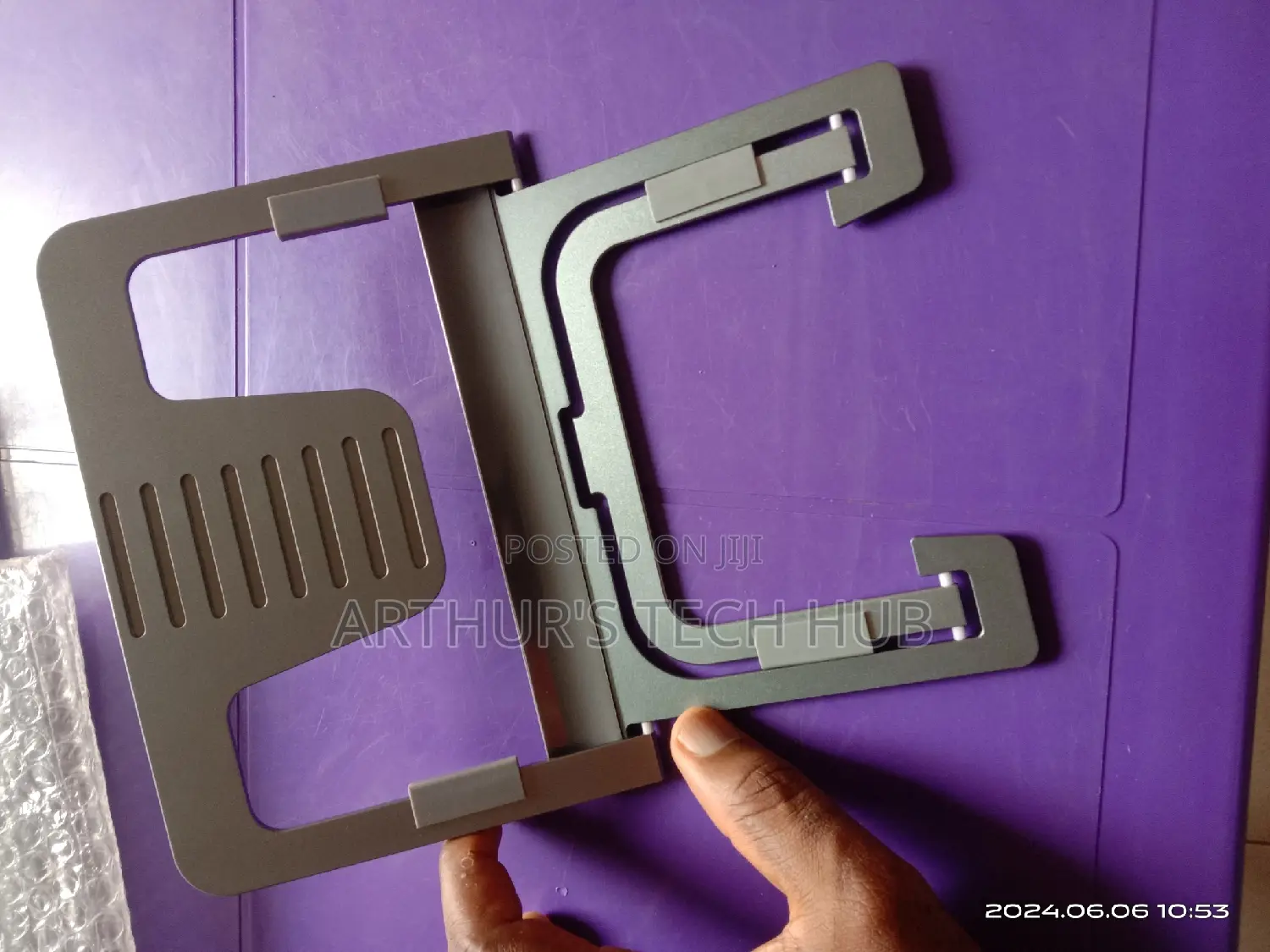 Boneruy P63 Foldable Aluminium Tablet Stand