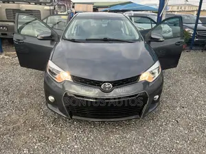 Toyota Corolla 2016 Gray