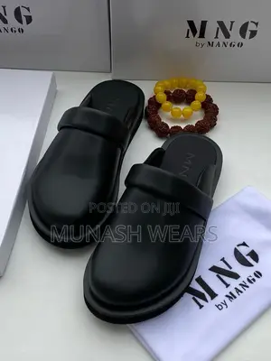Mango Leather Mule