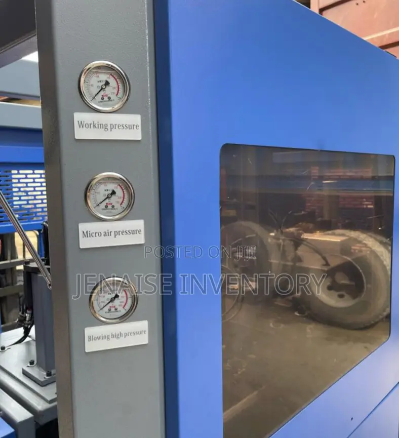 Automatic Pet Bottle Blowing Machine
