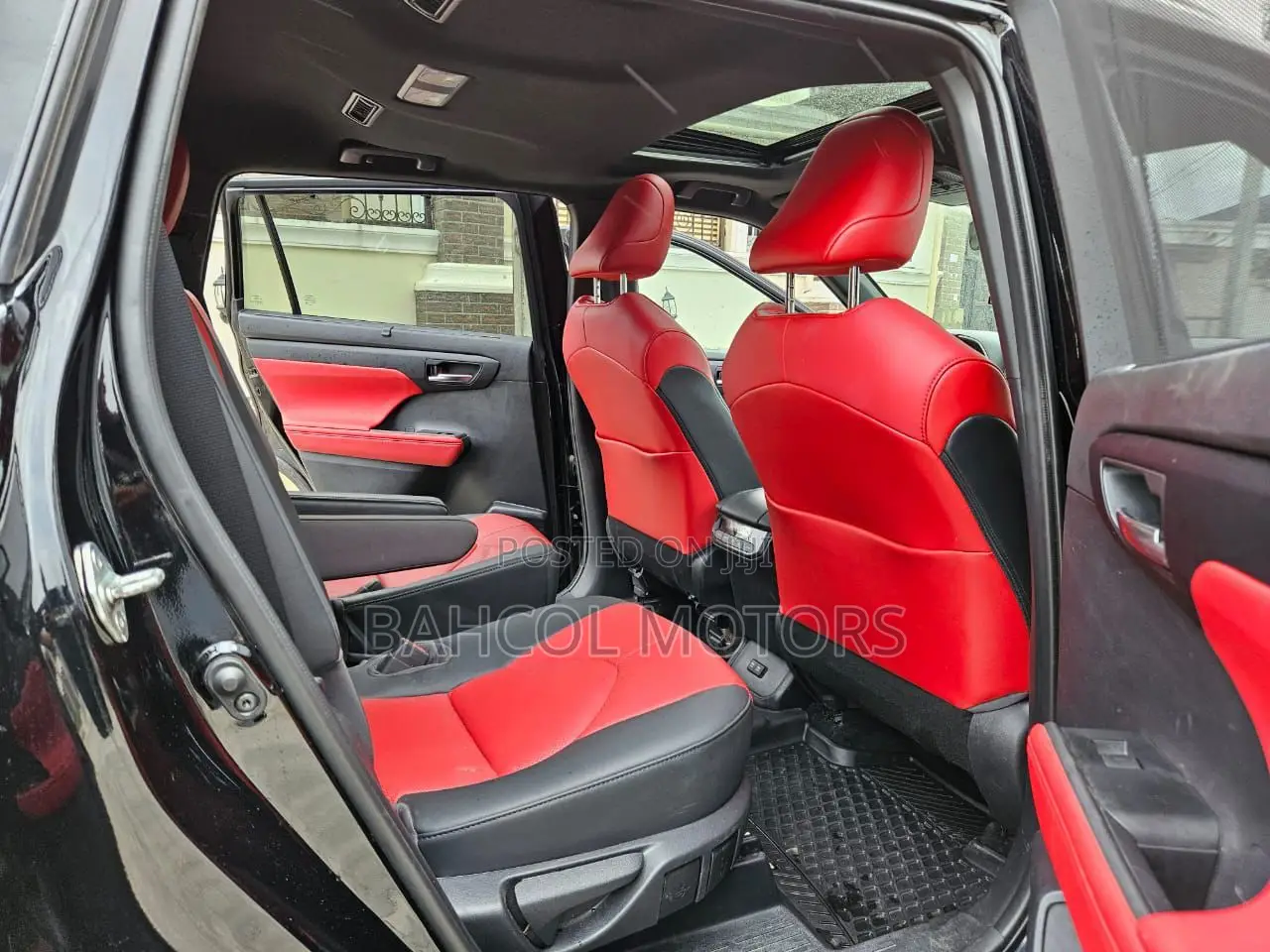 Toyota Highlander XSE 2021 Black