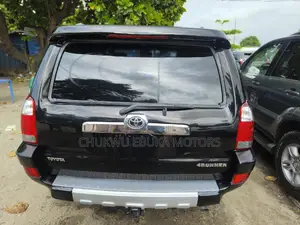 Toyota 4-Runner Limited V6 2005 Black