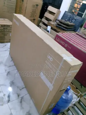 The New Au7000 Samsung Smart TV