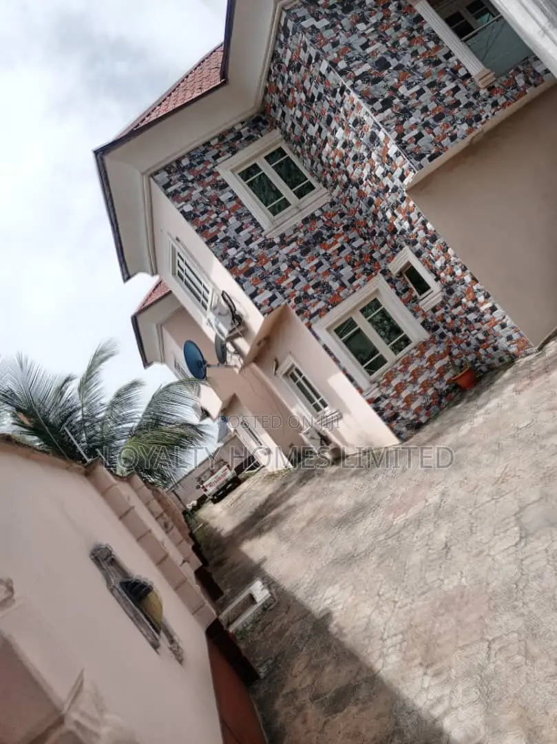 5bdrm Duplex in Ayobo for sale