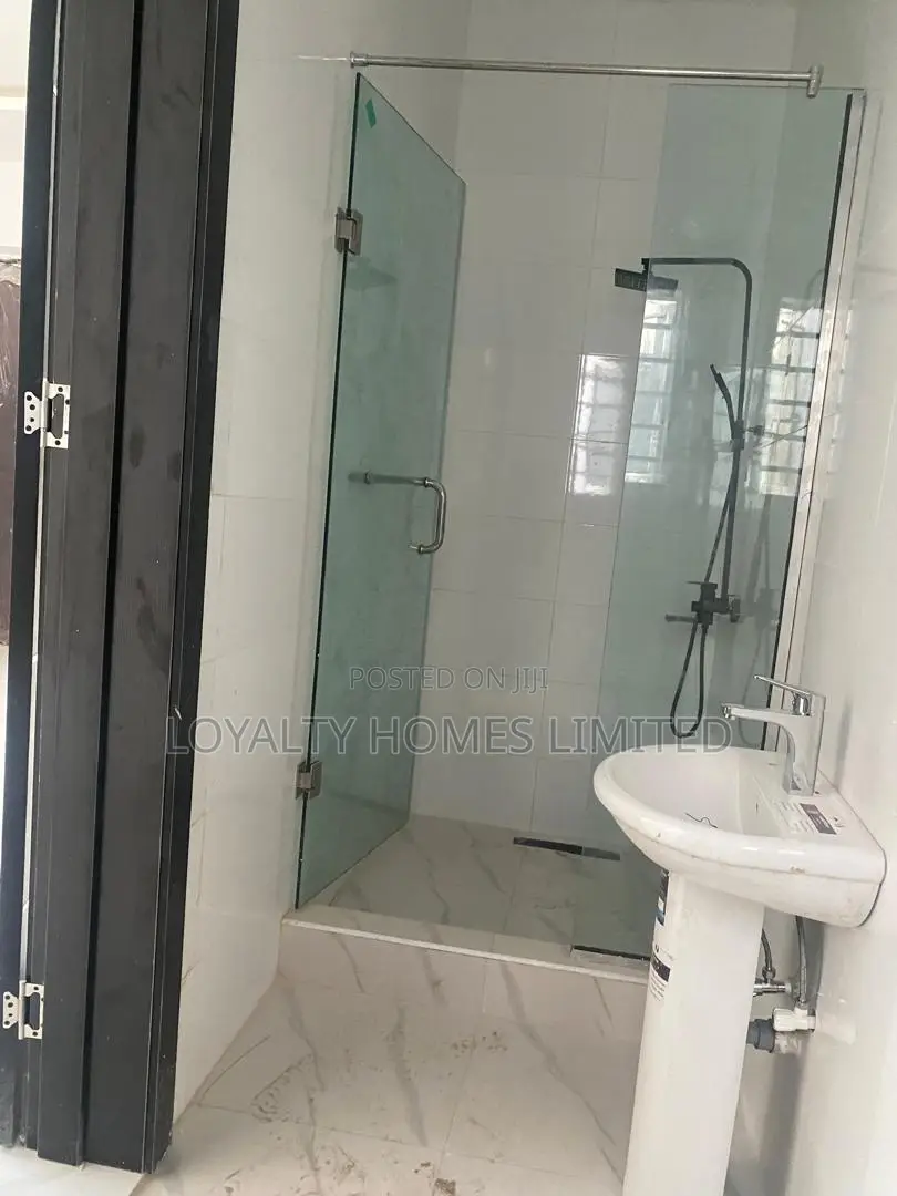 5bdrm Duplex in Ayobo for sale