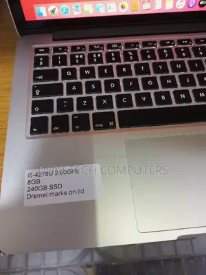 Laptop Apple MacBook Pro 2015 8GB Intel Core I5 SSD 256GB