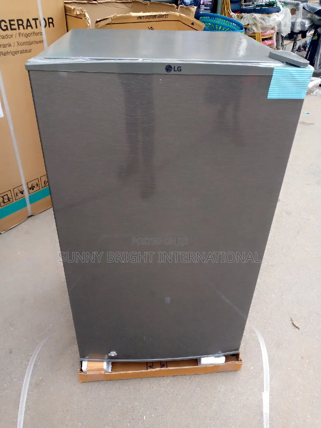 L G Table Top Fridge 92liters
