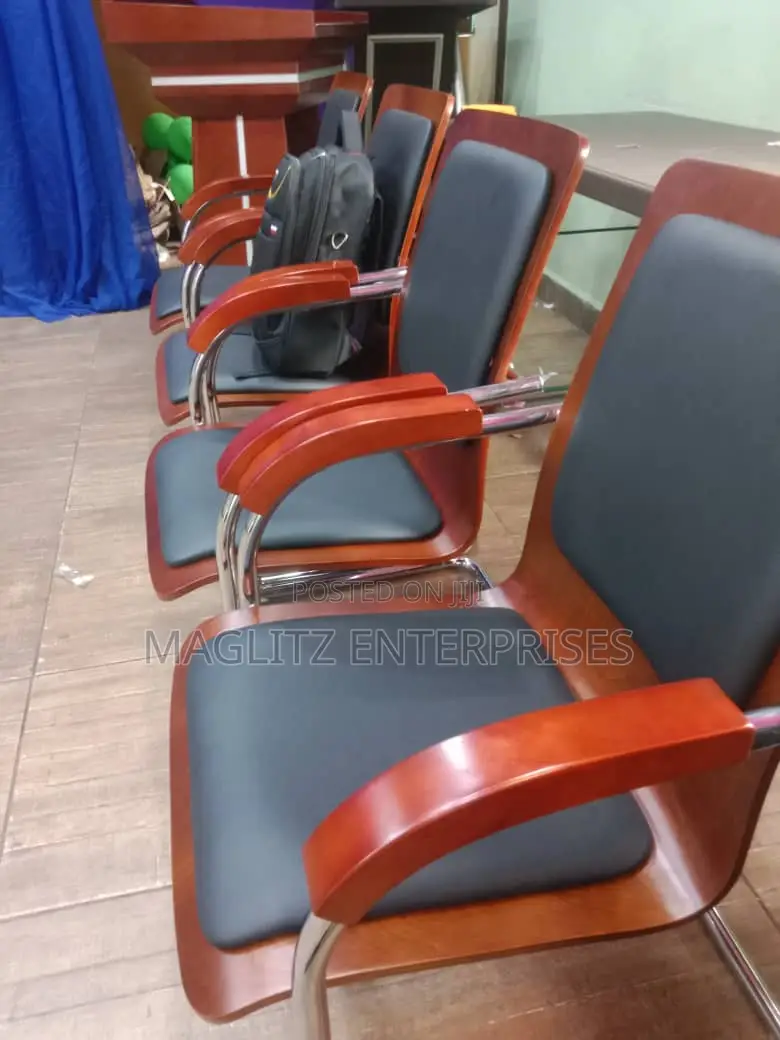 Quality Visitors Chair