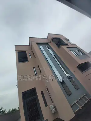 Furnished 2bdrm Block of Flats in Lekki Scheme 2 for rent