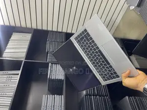 Laptop HP EliteBook 845 G8 16GB AMD Ryzen 5 SSD 256GB