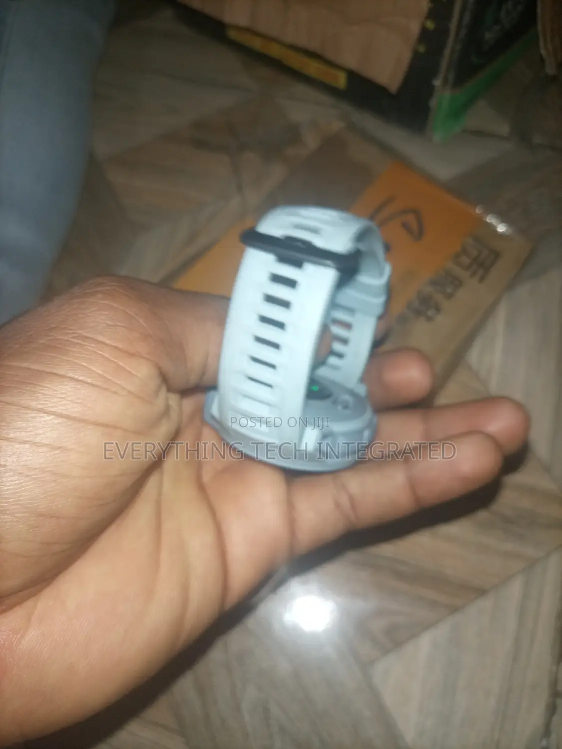 Garmin Instinct Rugged GPS Smart Watch - Graphite