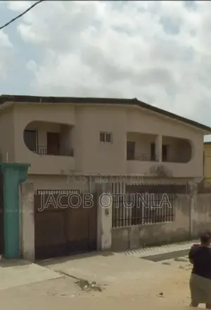 3bdrm Block of Flats in Isolo, Ago Palace for rent