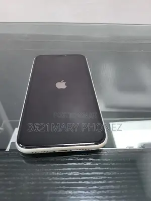 Apple iPhone XR 64 GB White