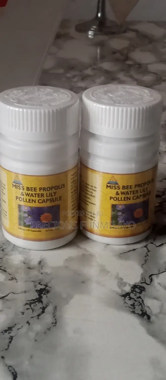 Miss Bee Propolis Water Lily Pollen Cap