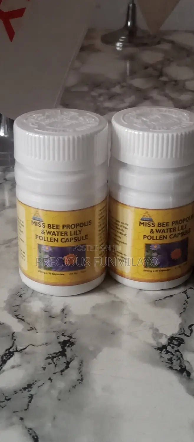 Miss Bee Propolis Water Lily Pollen Cap