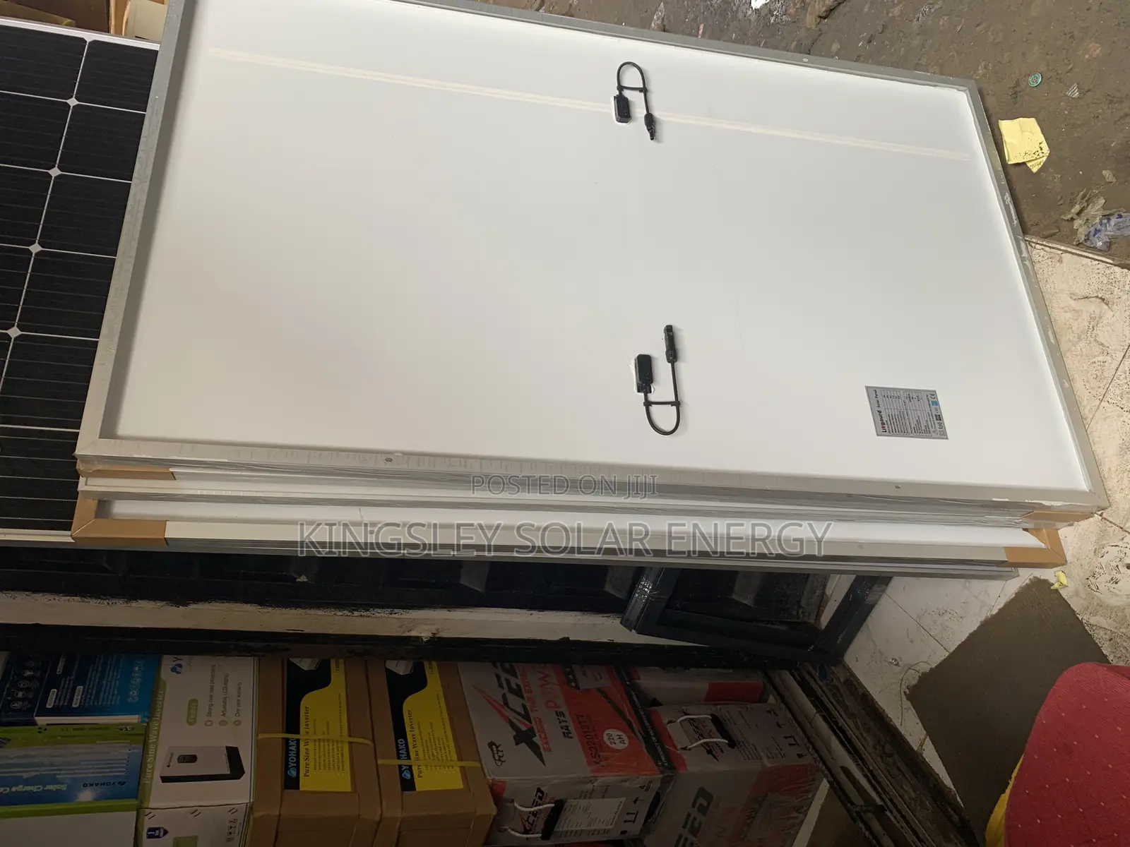 Livgaura SOLAR PANEL (Halfcut) 440watts