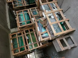 All Kinds of Windscreen Glass for All Cars