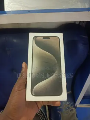 New Apple iPhone 15 Pro Max 256 GB