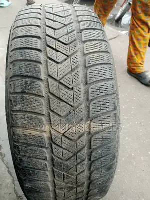 235/55r19 Tokunbo Tires