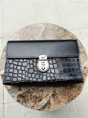 Photo - Genuine Leather Men's ARMPIT PURSE Brand MONT BLANC)