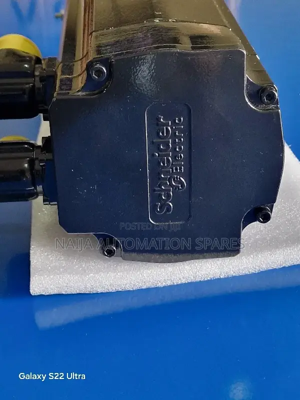 Schneider Sh31004p12a2000 Servo Motor