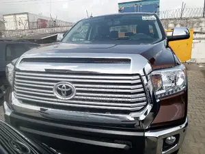 Toyota Tundra 2018 Brown