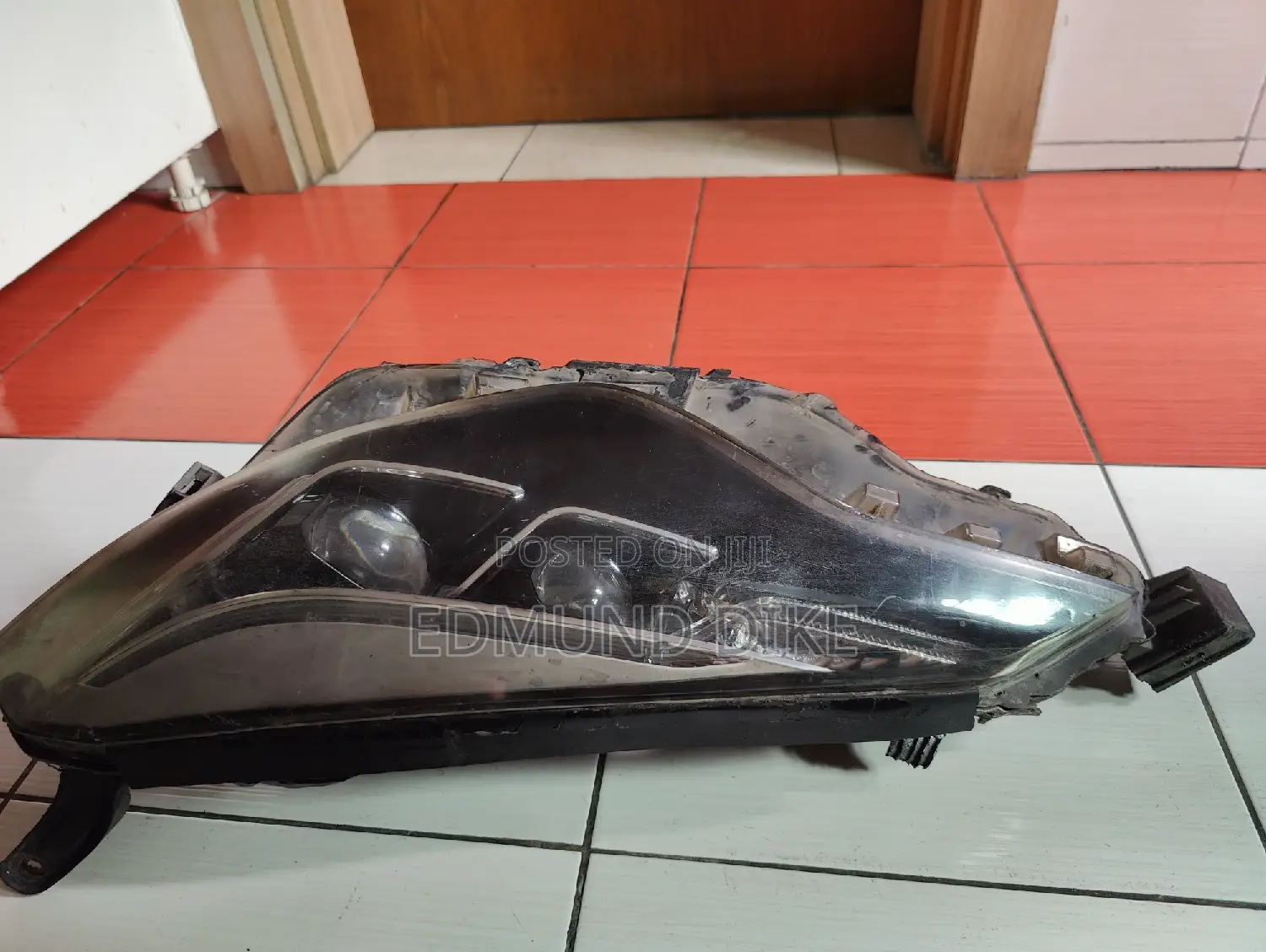 Headlight Corolla and Tail 2017