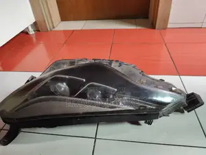 Headlight Corolla and Tail 2017