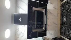 5 Burners Inbuilt Extractor