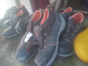 Rough Safety Shoe Size 42 And 43