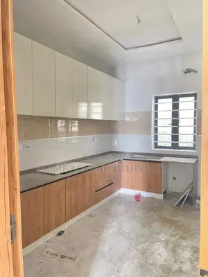 Luxurious Kitchen Cabinets